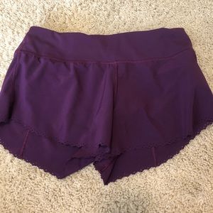 purple lululemon shorts size 4